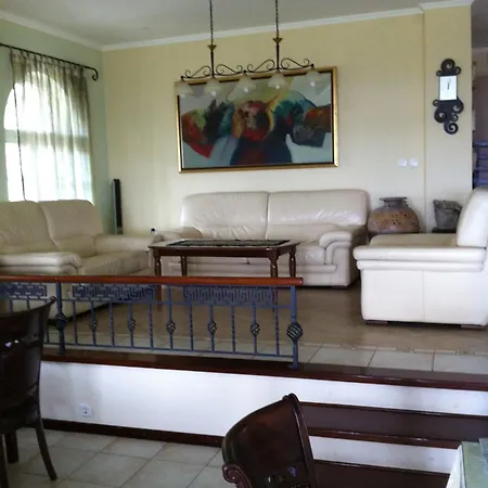 Sunny House 3* Sopiste